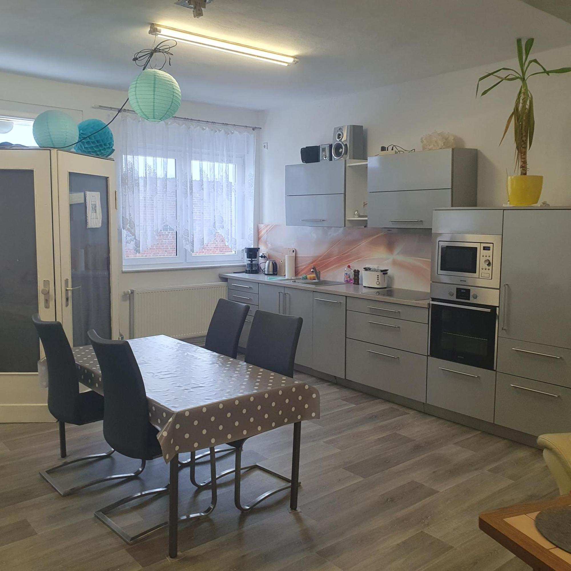 Einraum-Ferienwohnung 46M2 Eisenhuettenstadt-Diehlo Eisenhüttenstadt Exterior foto